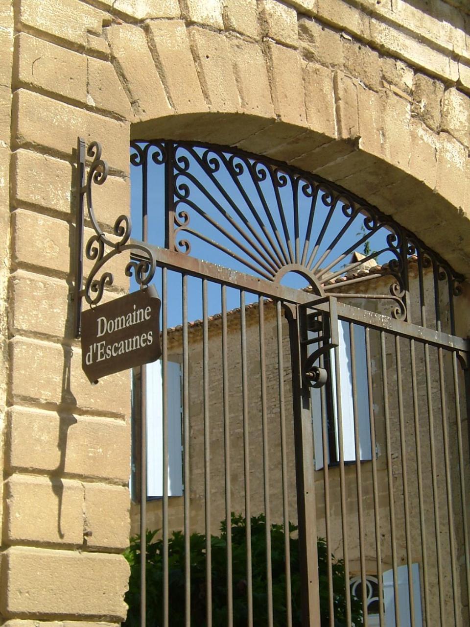 Domaine Des Escaunes Sernhac Exteriér fotografie